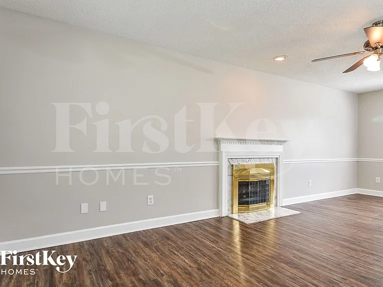 1405 Somerset Crossing Ln — Photo 4