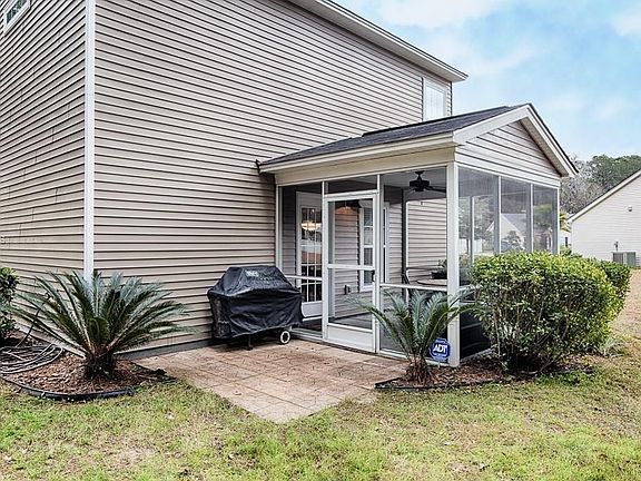 screend in porch and patio