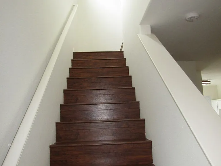 1470 Tammy Way — Photo 10