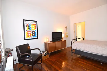 Rented by Manhattan Spaces