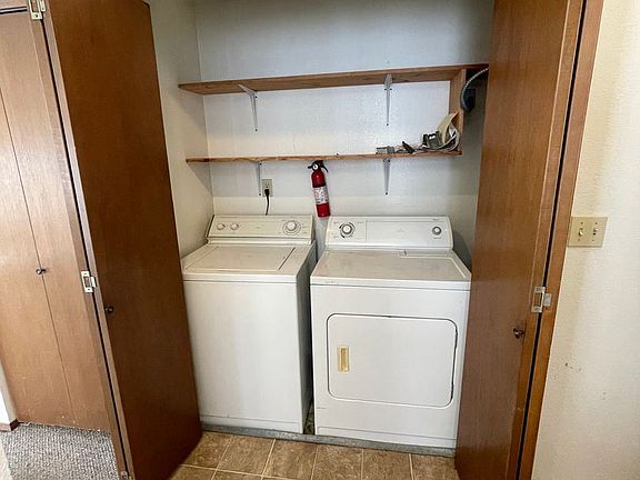 5th image of 5681 Eagle Pkwy APT 1