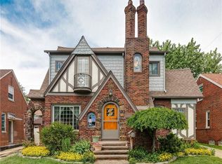 17407 Neff Rd, Cleveland, OH 44119