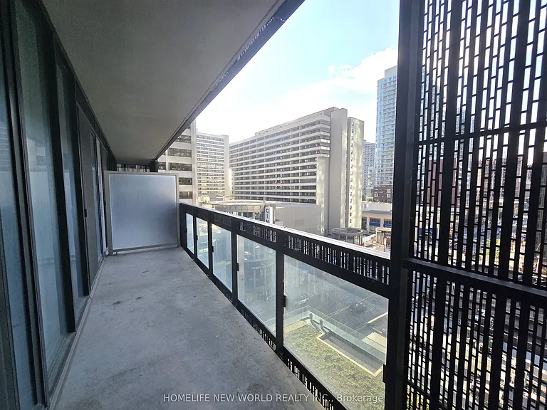 8 Eglinton Ave E #506 — Photo 8