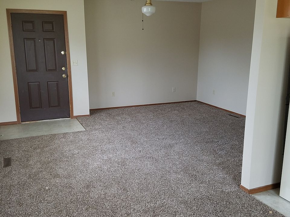 2nd image of 2982 W Village Ln