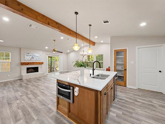 3rd image of 69 S Brookberry Ct