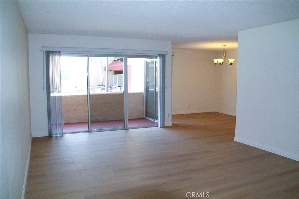 2 bed, 1242 sqft, $2,900 — Photo 4