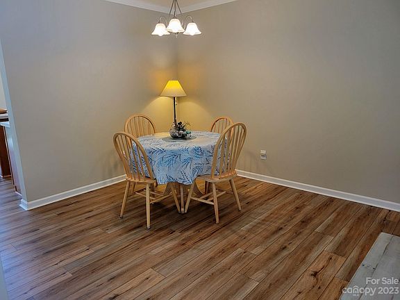 4th image of 306 Wilkes Place Dr