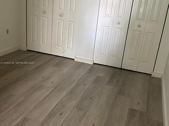 5th image of 2703 Belmont Ln #2703