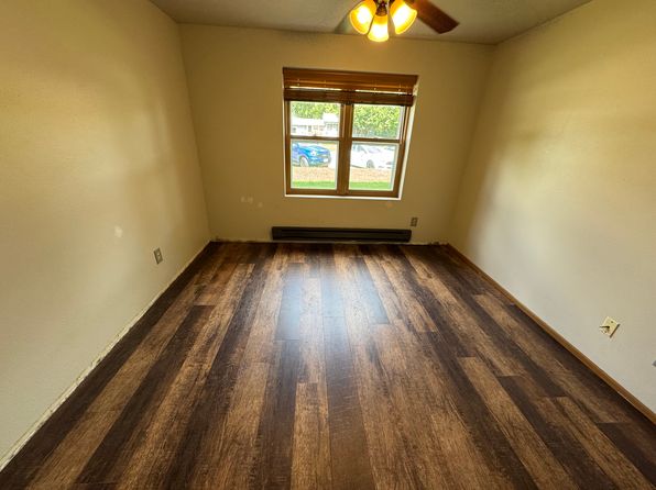930 Iowa Ave #2