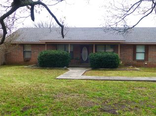 19324 3rd St, Madill, OK 73446