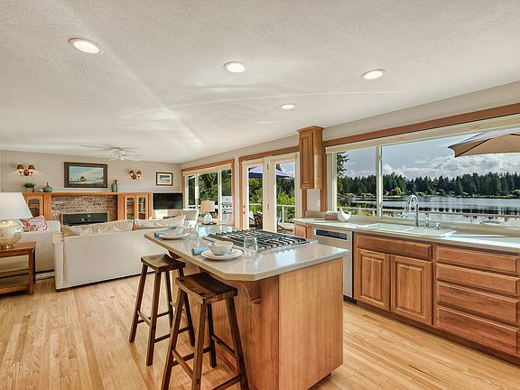 5th image of 30838 W Lake Morton Dr SE