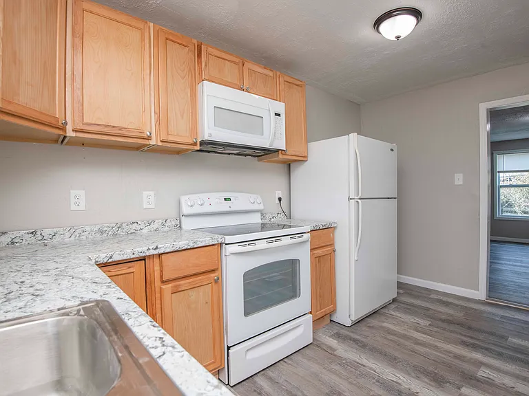 912 Hotel Ave #1 — Photo 13