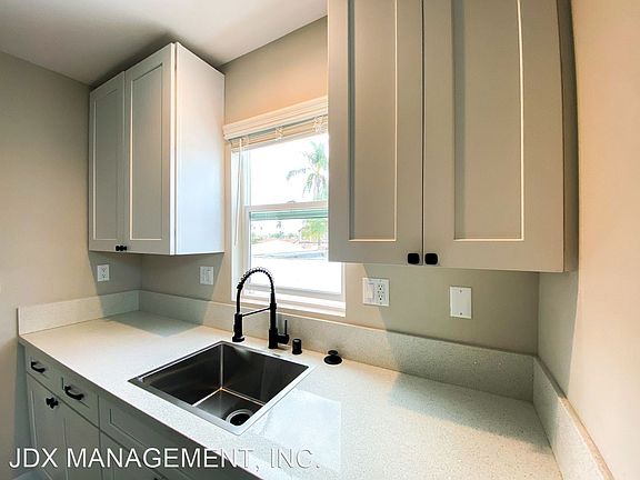 4th image of 4541 Idaho St #B