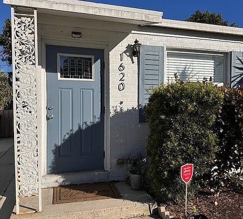 2nd image of 1620 N Ocean Breeze