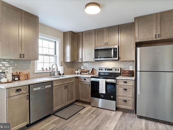 3rd image of 1517 Kendrick Ford Rd