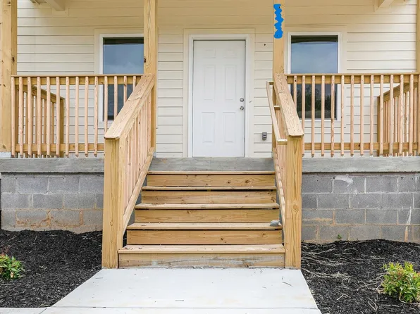 432 Caldwell Dr, Columbia, TN 38401