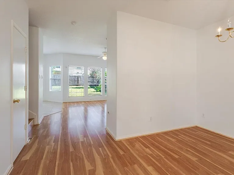 19510 Maywood Falls Cir — Photo 3
