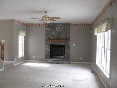 3rd image of 8926 Isle Of Laurels