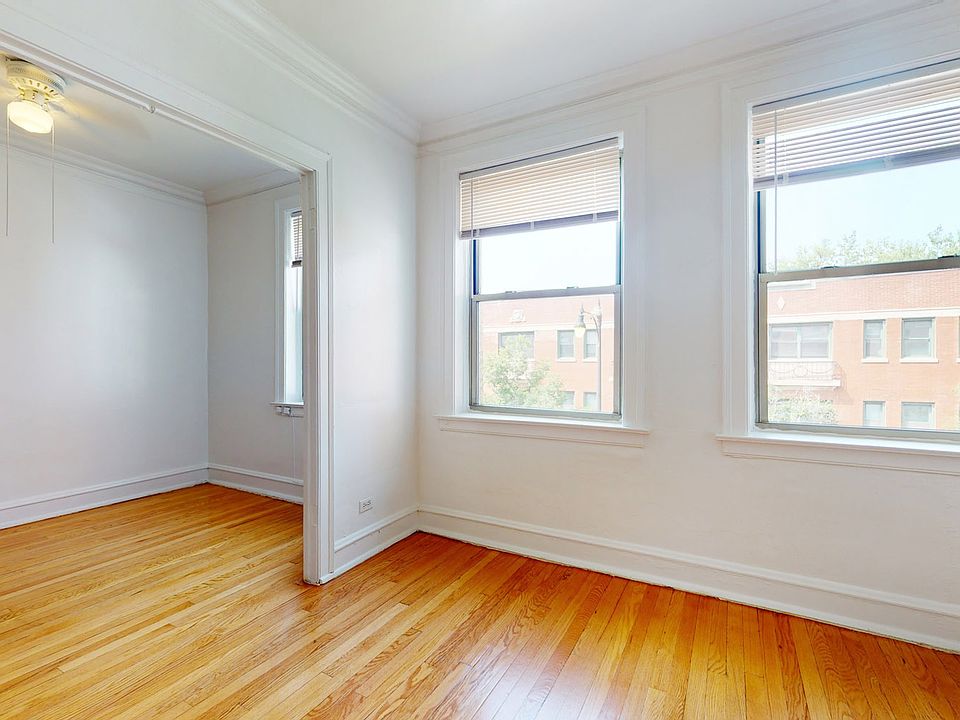 Dining/Living room