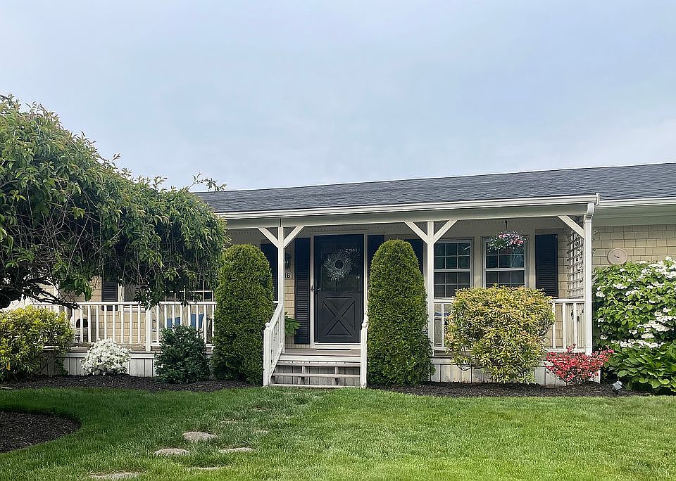 2nd image of 16 Ann Ave