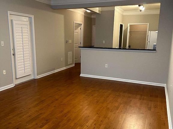 5th image of 5208 Westchester Rdg NE