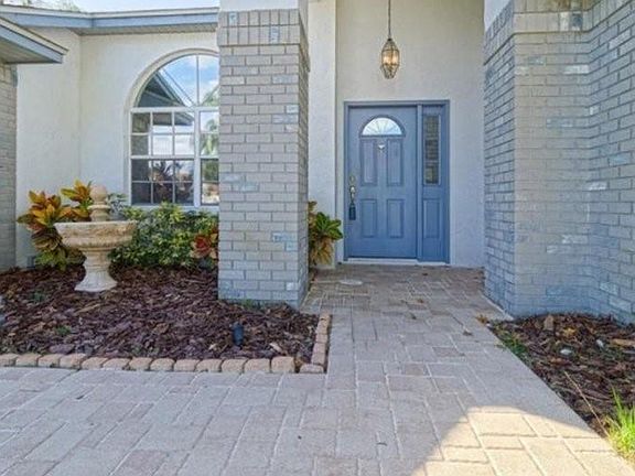 2nd image of 1603 Carter Oaks Dr