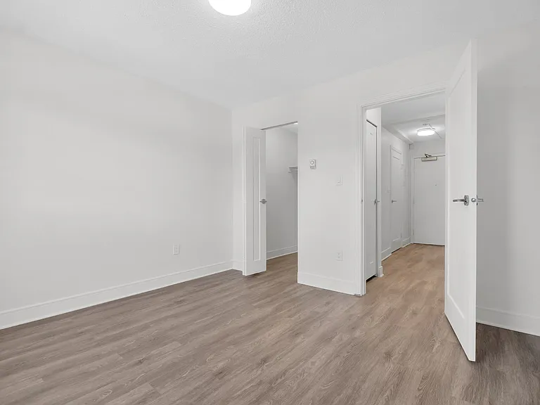 1720 Cook St — Photo 23