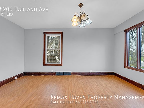 5th image of 18206 Harland Ave