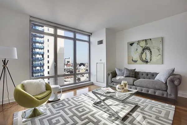 Rented by Compass | media 48