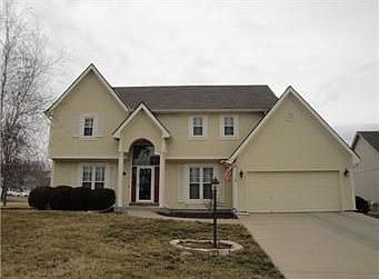 1st image of 1052 Oxford Ct