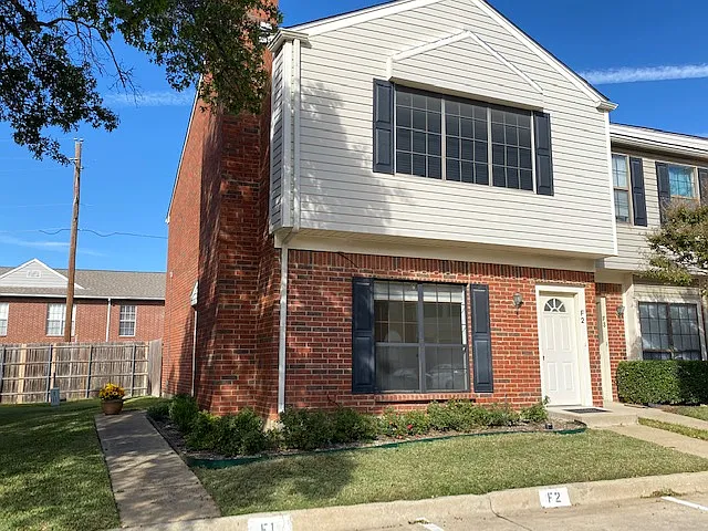 1 bed, 713 sqft, $1,600 — Photo 1
