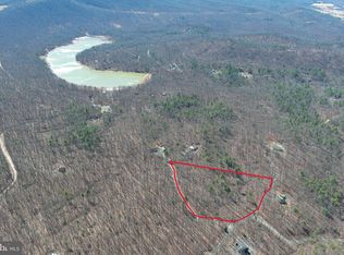 24 E Lake Ferndale Dr, Springfield, WV 26763