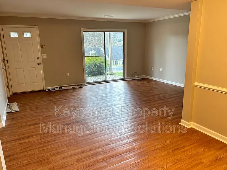 700 Rife Rd #11C — Photo 13