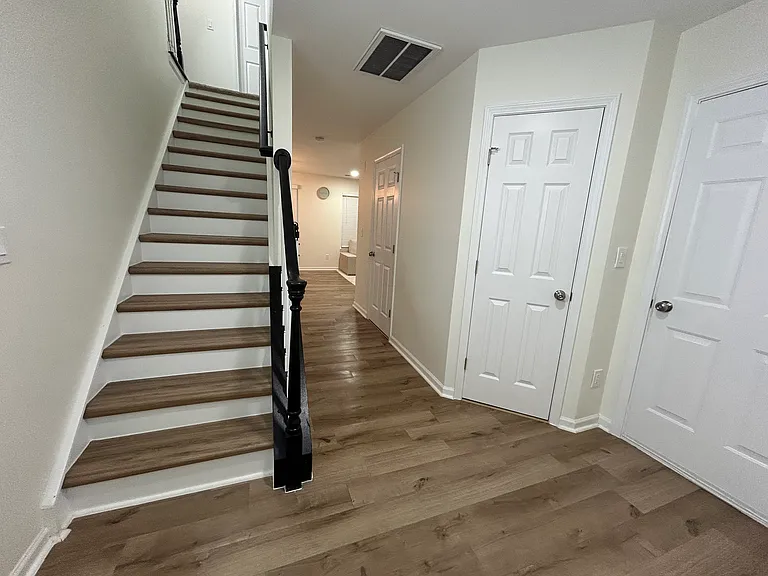 4015 Lake Charles Way — Photo 12
