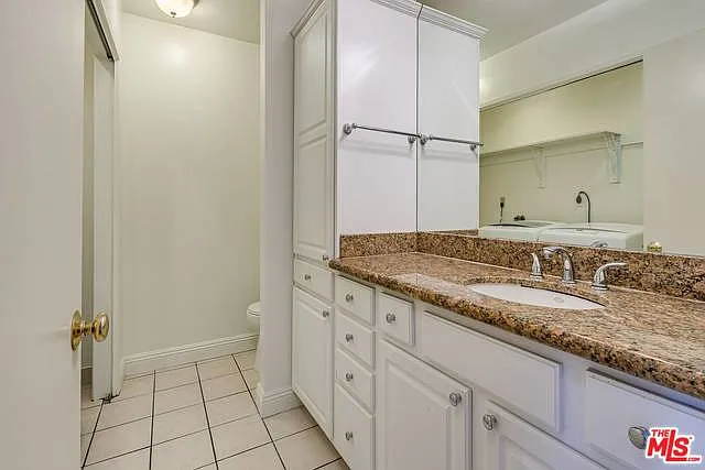 129 Marguerita Ave #M — Photo 8