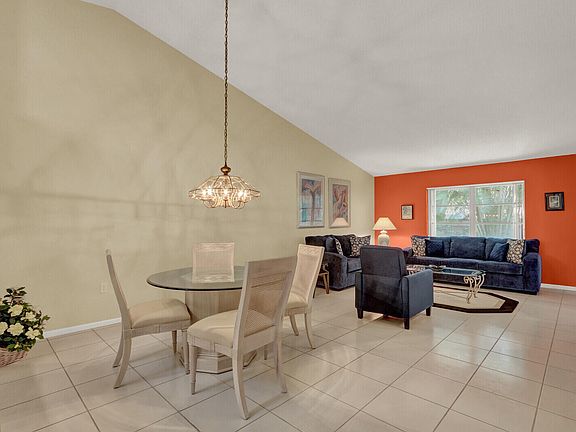 5th image of 9904 Summerbrook Terrace #B