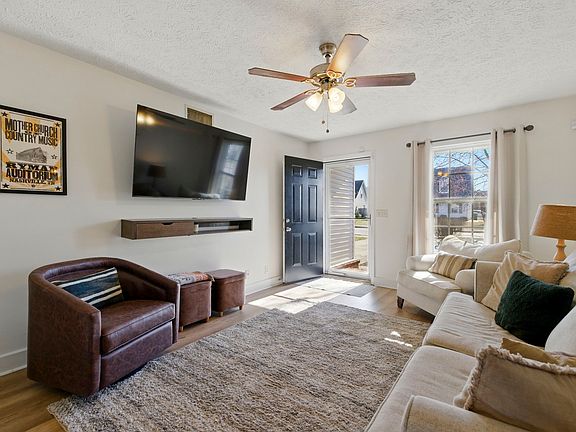 5th image of 1518 Saint Andrews Dr