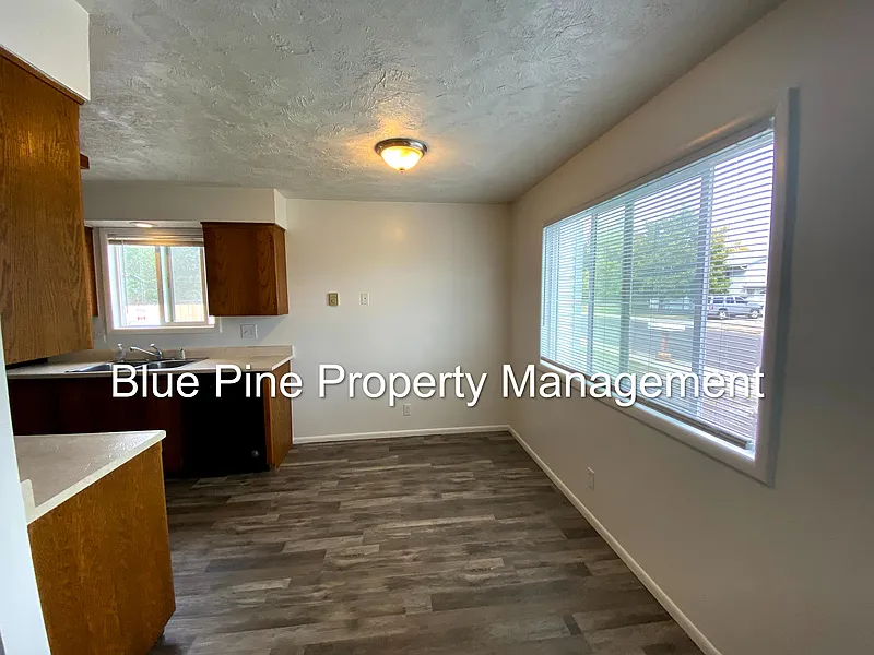 2 bed, 2.0 bath, 1040 sqft, $1,100 — Photo 4