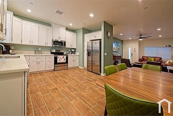 4 bed, 1600 sqft, $3,400 — Photo 3