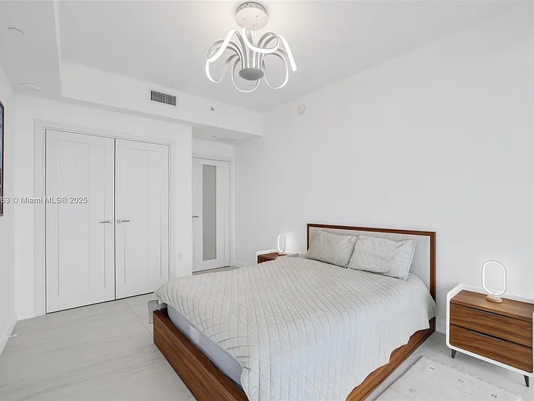 2200 N Ocean Blvd #N504 — Photo 17