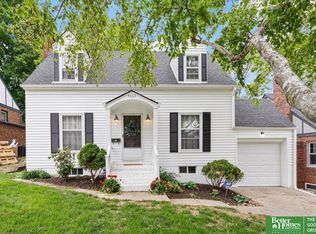 4665 Mayberry St, Omaha, NE 68106