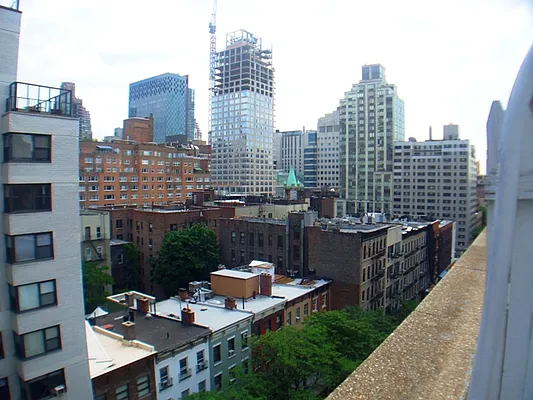 Rented by City Connections Realty | media 12