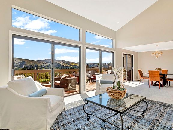 2nd image of 20 Indian Wells St