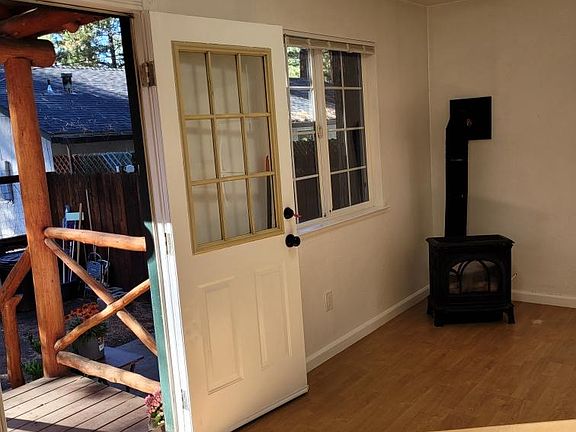 4th image of 2054 13th St Unit 1