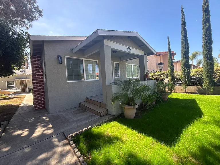 3930 Texas St — Photo 101