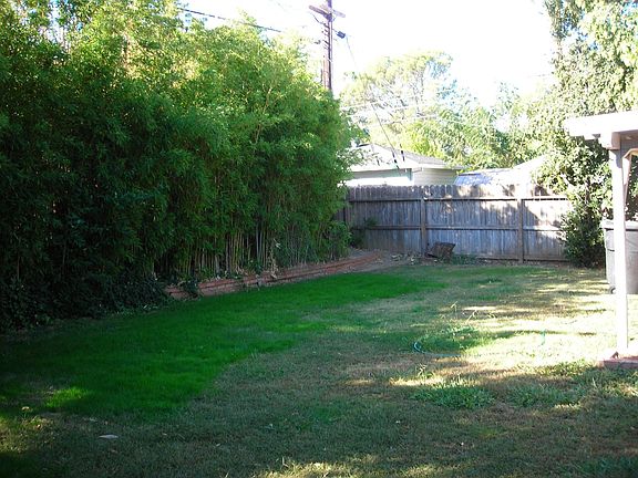 3rd image of 3104 Mayfair Dr