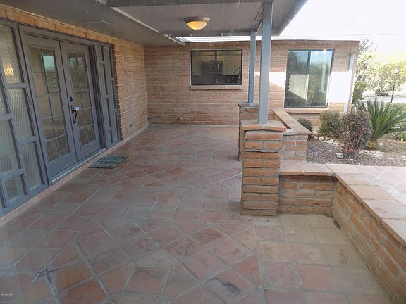 2nd image of 1525 W San Annetta Dr