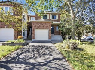 57 Ashpark Cres, Ottawa, ON K1T 3N8