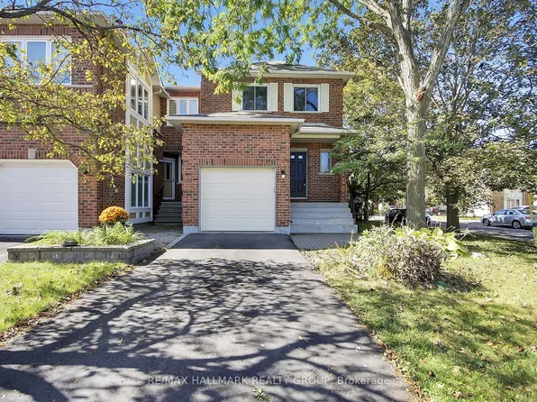 57 Ashpark Cres, Ottawa, ON K1T 3N8
