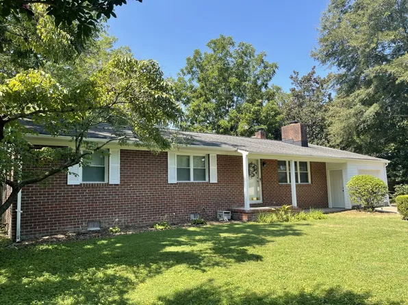 107 Caran Rd, Williamsburg, VA 23185